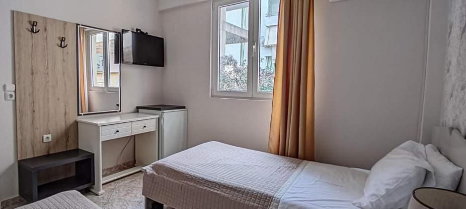Hotel Klironomi Sarande Bilik gambar