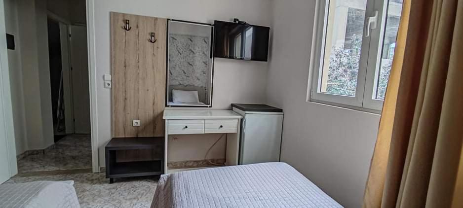 Hotel Klironomi Sarande Bilik gambar